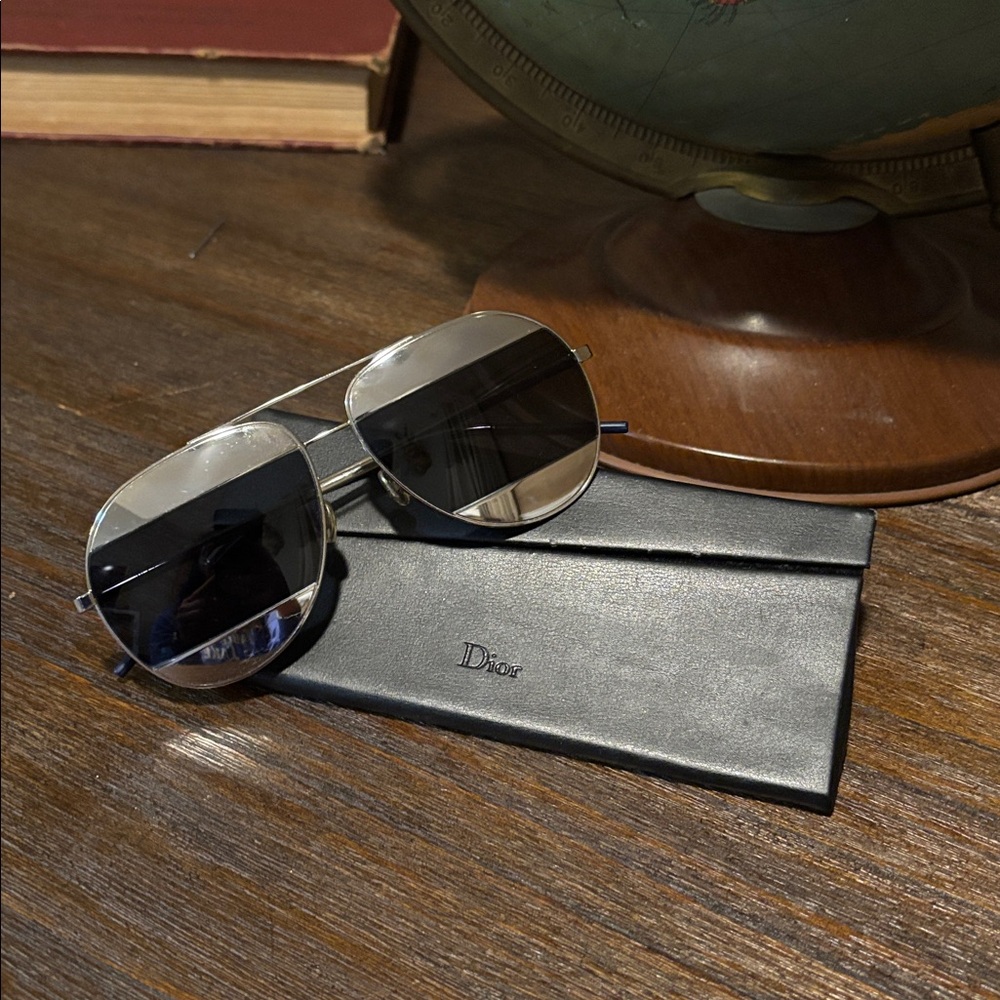 New Authentic Dior Unisex Palladium/Blue & Case🕶️